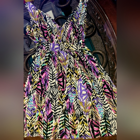 H&M Dress - Picture 2 of 3